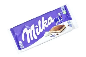 4x/8x MILKA Yoghurt / Joghurt genuine chocolate 🍫 from Germany ✈ TRACKED SHIPP. - Picture 1 of 3