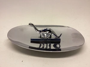 60er Jahre Sinclair Tankstelle Chrom Werbung Aschenbecher Dinosaurier Brontosaurus - Bild 1 von 3