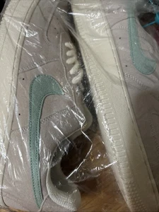 Größe 9,5 - Nike Kobe Bryant x Air Force 1 Low Forever White - Bild 1 von 5