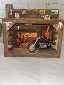 Harley Davidson Bike Shop Shadowbox Display Sammlerstück Blockhaus Räuchergefäß - Bild 1 von 16