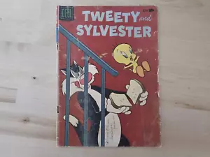 VINTAGE TWEETY AND SYLVESTER #25 (DELL COMICS 1959) -- SILVER AGE CARTOON - Picture 1 of 2