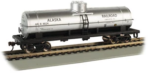 Bachmann 17807 HO Alaska Railroad #9024 - 40' Single-Dome Tank Car - Picture 1 of 1