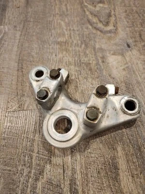 Honda CB100 1971 horquilla puente superior 53231-397-000 y abrazaderas de manillar 9501421101 Foto 1 de 4