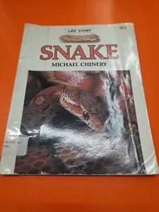 ⭐️⭐️⭐️⭐️⭐️ Snake - Life Story (Paperback) - Michael Chinery - Picture 1 of 2
