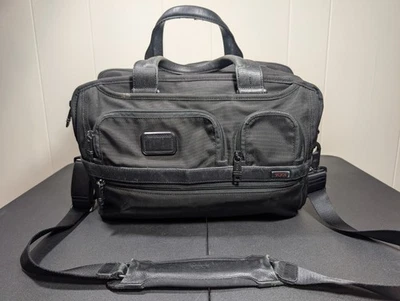Tumi Alpha 2 Expandable Laptop Briefcase 26141D2 - Image 1 of 4