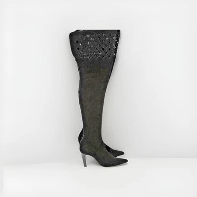 Botas por encima de la rodilla Manolo Blahnik negras gamuza corte láser vintage talla 36,5 Foto 1 de 4