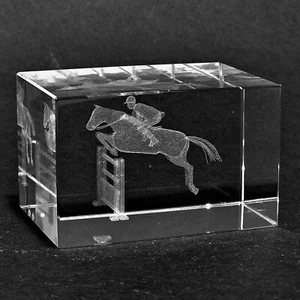 Kristallglasblock 3D Hologram Laserquader Show Jumping Equestrian Sports Jockey - Picture 1 of 1