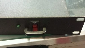 used HUBBELL PREMISE MCCPSS19 10 PORT POWER SUPPLY RACK MOUNTABLE 33OU - Photo 1/4