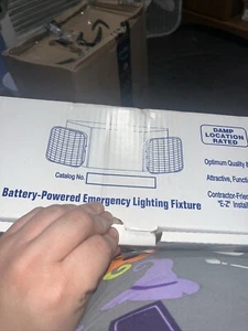 EELP Em1 Battery Powered Emergency Double Head LED Light Fixture - Picture 1 of 1