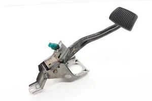 2021-2025 KIA SORENTO PEDAL DE FRENO CON SOPORTE DE MONTAJE OEM 32800R5120 - Imagen 1 de 15