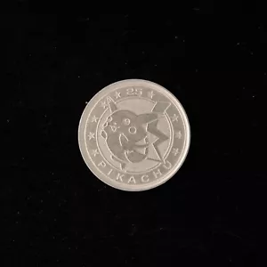 Vintage 2000 Pikachu #25 Pokemon Battle Metal Coin, Nintendo Wizards Collectible - Picture 1 of 4
