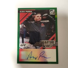 ALEX PEREZ 2022 DONRUSS UFC SIGNATURE SERIES GREEN HOLO AUTO #SS-APZ