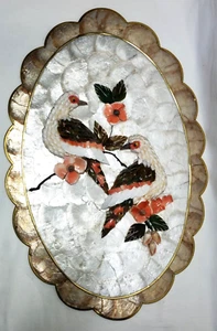 Conchiglia smerlata Capiz vintage sinistra uccellini e fiori 11" larghezza 17" alta - Foto 1 di 5