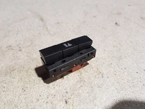 08 Citroen Dispatch mk2 PDC Parking Sensors Switch 14002456xt - Picture 1 of 4