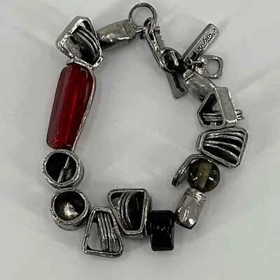 Pulsera modernista firmada por Anne Marie Chagnon de peltre y vidrio Foto 1 de 4