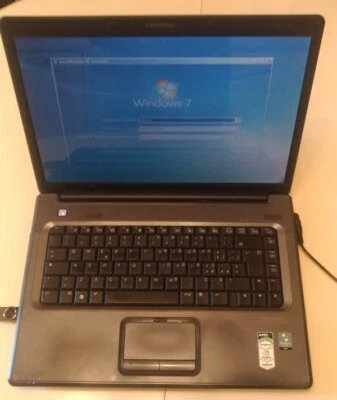 Compaq Presario F500 - completo - Immagine 1 di 4