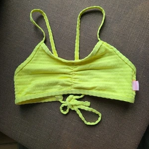 Seafolly Girls Yellow BIkini Swim Suit Top Size 8 NWOT Tie back - Picture 1 of 5
