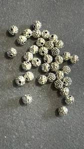 50x Tibetan Silver Metal Alloy Spacer Flower Shape Ball Size 6mm . ( JOBLOTS). - Picture 1 of 3