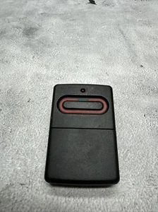 Heddolf M220-1K 300 MHz Multi-Code Compatible Garage Remote 10 Switch - Picture 1 of 2