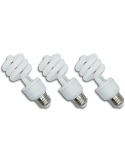 Lumenivo Reptile UVB 10.0 Desert Terrarium Bulb 15W - 3Pack NEW - Picture 1 of 4