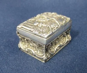 *Silver Trinket Box / Miniature Trunk European, UK Vintage Hallmarks Dollhouse - Picture 1 of 5