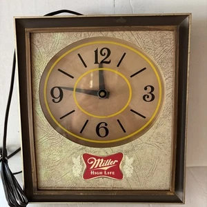 Miller High Life Lighted Clock Sign. Milwaukee Wisconsin. - Picture 1 of 4