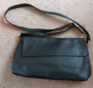 STONE MOUNTAIN Black Leather Handbag Shoulder Satchel Zip Pockets Excellent - Picture 1 of 8