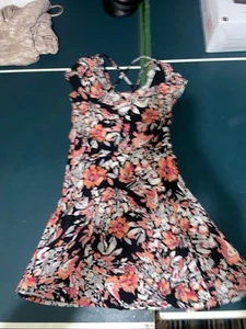 Pink And Black Floral Pattern Dress With Shoulder Straps Size Small - Picture 1 of 3