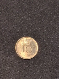 NETHERLANDS    10 Cents   1957    - Picture 1 of 2