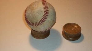 Baseball Oak/Walnut display stand 1 1/2" dia. x 3/4" tall - Picture 1 of 1