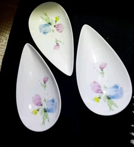 Vintage Rosenthal Nut Dishes Teardrop Shape Pink/Blue/Yellow Floral Germany - Picture 1 of 13