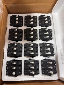 NEW Airpax LELK1-1RS4-30452-20 102277 White Pull 20A Bullet Circuit Breaker 1 pc - Picture 1 of 2