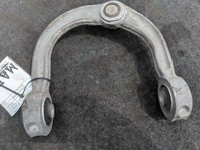 Brazo de control superior delantero CADILLAC CTS izquierdo 03 04 05 06 07 Foto 1 de 3