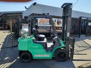 Mitsubishi Forklift 2.5 Ton 4000mm Lift only $9999+gst Fresh Paint Negotiable - Picture 1 of 10