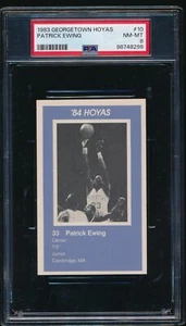 1983 GEORGETOWN HOYAS SET COMPLETO DI 15 PATRICK EWING COLLEGE ROOKIE #10 PSA 8 - Foto 1 di 8