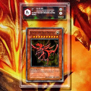 YUGIOH • Slifer the Sky Dragon GB1-001 2003 GOD ULTRA RARE NM-MT+ 8.5 GRAAD PSA - Foto 1 di 10