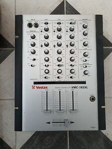 vestax mixer VMC 185XL 