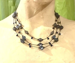 Y2K Silver Tone Triple Wire Gray Acrylic Crimped Bead Blue Rhinestone Necklace - Picture 1 of 10