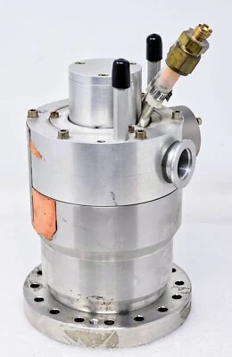 Bomba turbo Leybold-Heraeus tipo TMP 150 turbovac 150 W.0. WC20-4006 - Sin probar Foto 1 de 4