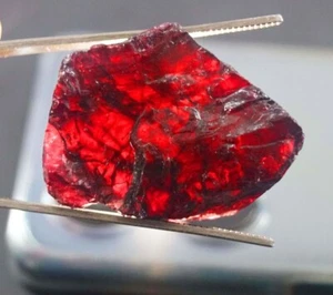 120 Ct. Natural Red Painite Burmese Rough Untreated Loose Gemstone Gift 4 Women - Picture 1 of 8