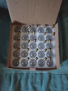 G40 Replacement Light Bulbs, 5W Globe Bulbs fits E12/C7 Candelabra Screw Base... - Picture 1 of 2