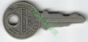 Llave plana vintage Basco Briggs & Stratton - "39" - aproximadamente 2" de largo - Imagen 1 de 2