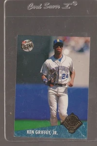 1992 Fleer Ultra Ken Griffey Jr. Gold Glove #22 Seattle Mariners MLB HOF - Picture 1 of 2