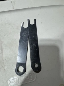 Ryobi 10" Table Saw BT3000 BT3100 Arbor Nut Wrenches Wrench Pair - Picture 1 of 1