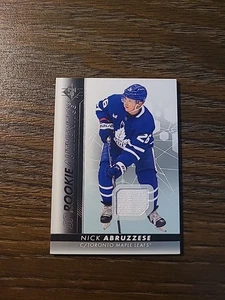 Nick Abruzzese 2023 SP Rookie Authentics Jersey Relic #125 Toronto Maple Leaf - Bild 1 von 2