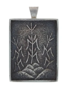 Colgante de cosecha fundida de toba por el artista navajo Robert W. Begay - Imagen 1 de 3