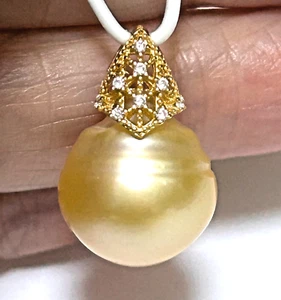 Premier 13 x 12.7mm Natural Pale Gold Australia South Sea Pearl Pendant - Picture 1 of 9