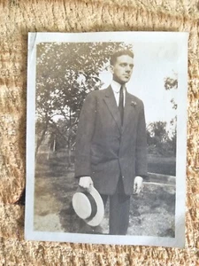 YOUNG MAN WITH HAT IDENTIFIED,1908.VTG 4.3" x 3.3" PHOTO*SP3 - Picture 1 of 3