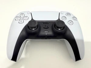 Official Sony Dualsense controller - White - Picture 1 of 4