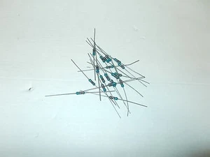 Resistencias / resistencias 12 K-Ohm, 35 unidades / Parts, #K-26-23 - Imagen 1 de 2